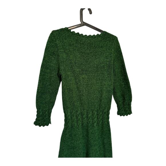 Vintage Hand knit sweater dress scalloped hem in green size small - Picture 14 of 16